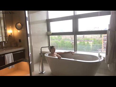 ❤️ Valtava babe runkkaa intohimoisesti pilluaan kylpyhuoneessa ❤❌ Vittu video at porn fi.sexvideosex.top ☑